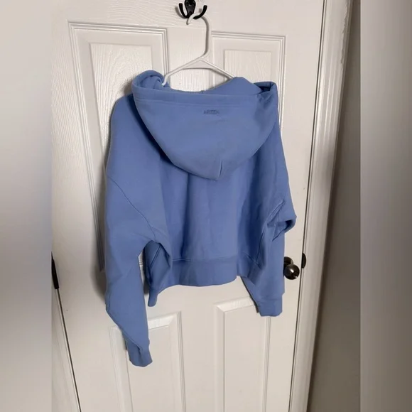 Aritzia | Cozy Sweatfleece Boyfriend Boxy Zip Hoodie in Dayflower Blue | Large - Picture 4 of 13